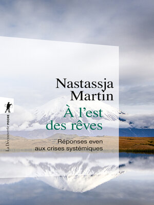 cover image of À l'est des rêves